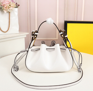 กระเป๋าถือ, กระเป๋าหนังแบรนด์ดีไซเนอร์สำหรับผู้หญิง, กระเป๋าใบเล็ก, กระเป๋าผู้หญิงแฟชั่น - Product Image 5