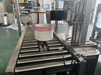Machine de scellage automatique électrique pour boîtes isothermes en mousse, pour produits aquatiques frais, fruits, snacks, légumes - avec cœur de contrôle PLC