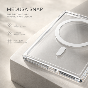 Étui de protection magnétique transparent personnalisé pour cartes téléphoniques MagSafe, en acrylique ultra-fin, pour l'affichage et la protection des cartes à collectionner - Product Image 4
