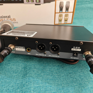 Ensemble de microphones sans fil à signal stable BLX88S pour tête de micro Beta58A, idéal pour le karaoké à domicile, les églises, les cultes et les performances en direct - Product Image 1