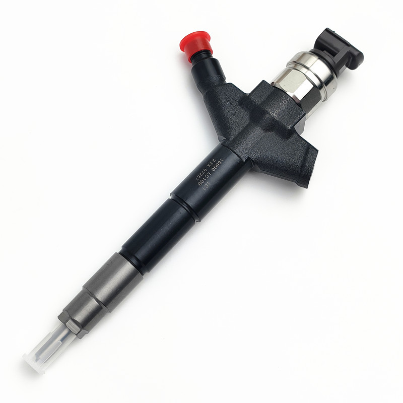 Diesel Injector 16600-LC10B Common Rail Injector 295050-0901 for NISSAN