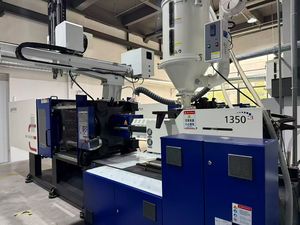 เครื่องฉีดพลาสติกไฮดรอลิกแนวนอน Haitian 200T SE พร้อมมอเตอร์ปั๊มและสกรูควบคุมด้วย PLC สำหรับการแปรรูปพลาสติก - Product Image 3