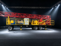 Machine de forage robuste de type remorque 1000 m pour la construction de puits profonds