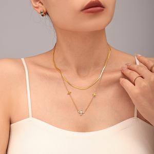 Collar de Acero Inoxidable con Baño de Oro y Circonitas, Joyería Fina con Colgante Delicado, Set de Collar y Pulsera para Fiesta - Product Image 1