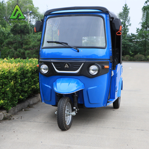 Triciclo Bajaj de Cabina Abierta, Taxi de 3 Ruedas para 6 Pasajeros, Motorizado, Urbano, Certificado EEC, 50-70 km/h - Product Image 1