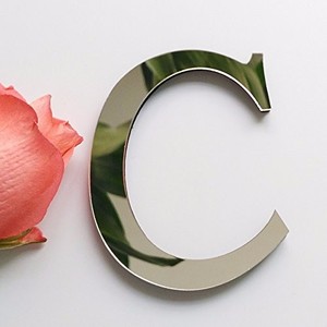 Lettera autoadesiva segno Art decalcomania 3D alfabeto acrilico specchio adesivi da parete lettera <span class=keywords><strong>per</strong></span> la decorazione della casa fai da te - Product Image 4