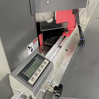 Mini-machine automatique de traitement de cadres en aluminium à double lame 45 °   Scie à découper de haute précision avec garantie de 2 ans