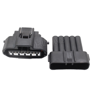 Adaptador Automotriz de 2 Pines con Conector de Nylon de Doble Núcleo y 5 Pines Automotrices, Fabricado por un Fabricante de Conectores Automotrices - Product Image 4