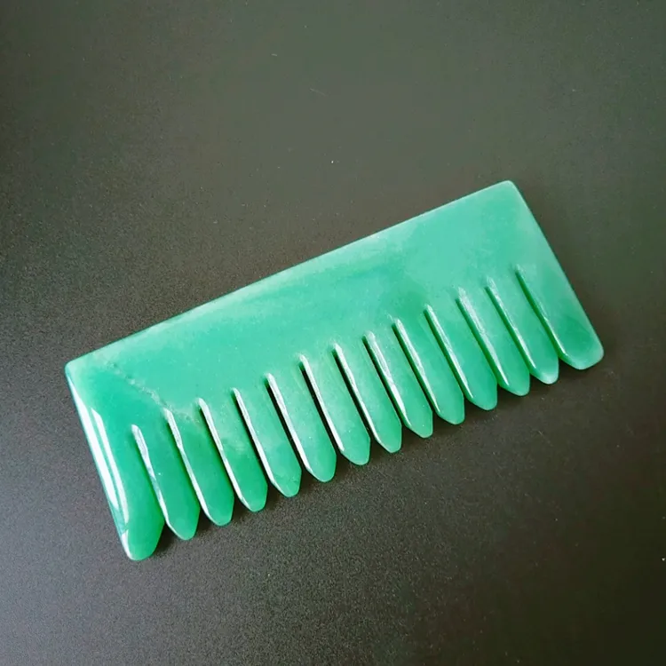 New High Quality Natural Green Aventurine Jade Quartz Massage Head Comb Tool Jade Hair Head Combs for Routine Hair Care