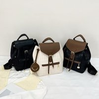 Sac à dos à rabat zippé à carreaux tissés pour femme - Motif géométrique résistant à l'eau, capacité 7L pour les trajets quotidiens et les voyages