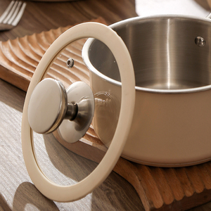 Olla de acero inoxidable de 50,72 oz con tapa de vidrio y borde de silicona compatible con estufa de inducción y gas, olla de sopa multiusos duradera - Product Image 4