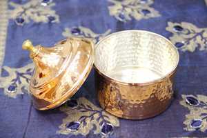 Boîte de rangement artisanale en cuivre martelé avec couvercle, pot à épices décoratif pour garde-manger, thé, café et fruits secs - Product Image 6