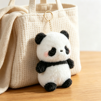Porte-clés en peluche douce de dessin animé Idol en gros, breloques mignonnes pour sac, pendentifs en peluche pour la décoration de sacs à dos