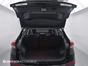 Hyundai Tucson d'occasion 2015 2.0 CRDi Automatique Diesel SUV – Voiture Familiale Compacte Idéale, Spacieuse et Économique, Fiable - Product Image 4