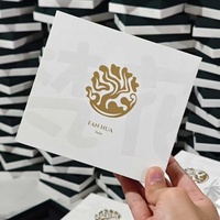 Boîtes d'emballage pliables en carton rigide avec logo imprimé personnalisé, boîtes pliantes en papier avec aimants, boîtes cadeaux magnétiques noires de luxe