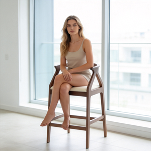 <span class=keywords><strong>Tabouret</strong></span> <span class=keywords><strong>de</strong></span> <span class=keywords><strong>bar</strong></span> en bois clair <span class=keywords><strong>de</strong></span> style scandinave contemporain avec siège et repose-pieds rembourrés pour <span class=keywords><strong>tabouret</strong></span> <span class=keywords><strong>de</strong></span> <span class=keywords><strong>bar</strong></span> en bois - Product Image 1