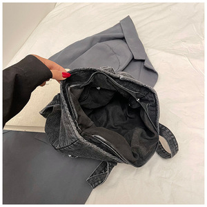 Sacs à main jeans de grande capacité pour femmes, sacs fourre-tout décontractés pour femmes, sacs de livres en denim à la mode pour filles, logo personnalisable, 2025 - Product Image 3