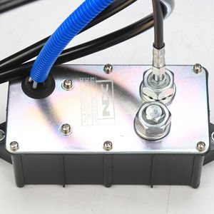 Doosan <span class=keywords><strong>Komatsu</strong></span> Kobelco Sany Caterpillar Hitachiスロットルモーター用ショベルアクセラレーターステップモーター - Product Image 3