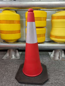 Nón giao thông màu cam với vật liệu <span class=keywords><strong>PE</strong></span> phản chiếu để cảnh báo an toàn giao thông - Product Image 4