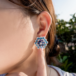 <span class=keywords><strong>Orecchini</strong></span> a Perno CWW di Alta Qualità con Design 3D Multiplo, Grande Fiore Blu in Zirconia Cubica, Gioielli di Lusso per Matrimoni e Feste - Product Image 2