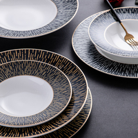 Ensemble d'assiettes plates et de soupières en porcelaine fine noire et or P&T, motif étoilé de luxe, pour la restauration, vente en gros