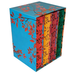 Impression de livres personnalisés à couverture rigide avec bords vaporisés sur le thème de la romance - Product Image 2