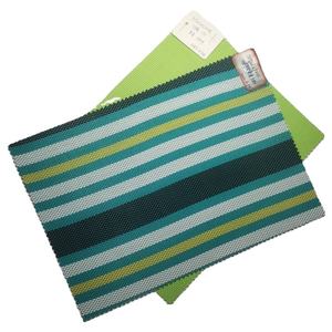 قماش شبكي من البولي فينيل كلوريد تيسلين لتنجيد الأثاث والكراسي، قماش مصبوغ للاستخدام الخارجي من البوليستر المعاد تدويره مقاوم للماء 2*1 حقيبة منسوجة - Product Image 4