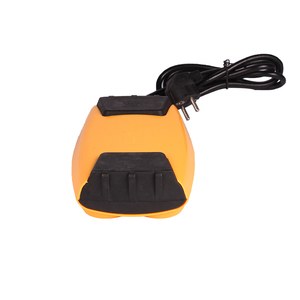 6 voies euro prise avec interrupteur et <span class=keywords><strong>protection</strong></span> <span class=keywords><strong>de</strong></span> <span class=keywords><strong>l</strong></span>'<span class=keywords><strong>enfance</strong></span> - Product Image 1