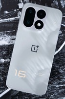 Smartphone de jeu One Plus 16 6,78 pouces Amoled 185Hz Snap Dragon 8 Elite Gen6 100W 5G