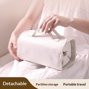 Sac de voyage de grande capacité, imperméable, de style sac à main, en PU détachable, de haute qualité, pour <span class=keywords><strong>le</strong></span> maquillage, <span class=keywords><strong>le</strong></span> lavage, <span class=keywords><strong>le</strong></span> vent, quatre en un - Product Image 4