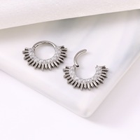 Cincin Klik Titanium G23 Halus untuk Tulang Hidung, Hiasan Bunga dengan Zirkon Multi-Cut, Cocok untuk Gaya Sehari-hari dan Malam Hari, untuk Anak-anak, 18K