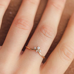 Élégante bague en argent sterling 925 Art déco vintage faite à la main avec un diamant créé en laboratoire, produit élégant et élégant en vrac - Product Image 5