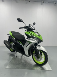NOUVEAU SCOOTER À ESSENCE NVX 150CC 2026 AVEC HAUTES PERFORMANCES - Product Image 5