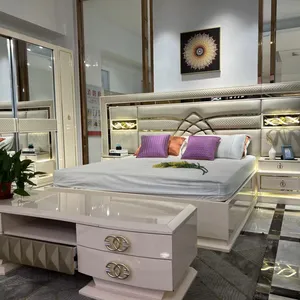 Outlet Pabrik Kustom Modern Eropa Kayu Panel Tempat Tidur Mode Set Furnitur Kamar Tidur Perancis