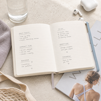 Carnet de fitness personnalisé LABON, couverture rayée crème, bande élastique, plan d'entraînement, pages de liste de choses à faire, pages de gratitude, marque-page en ruban, OEM ODM