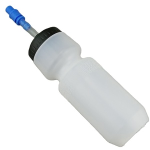 Échantillon gratuit des meilleures ventes : Bouteille de cyclisme compressible 750 ml, bouteille d'eau sport pour le cyclisme en montagne et sur route, PE - Product Image 1