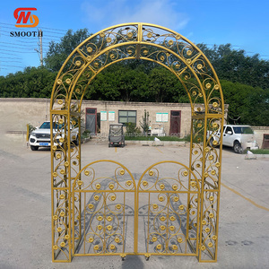 ขาตั้งประตูโลหะสี่เหลี่ยมแบบโค้งตรงจากโรงงานที่ราบรื่นฉากหลังรูปประตูสีทองพร้อมกระจกสำหรับงานแต่งงาน - Product Image 1