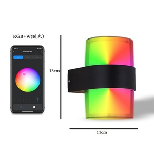 Lámpara de Pared LED Inteligente Tuya de 10w con Control por Aplicación, Impermeable IP65, Lámpara de Pared Exterior Colorida, Moderna, para Exteriores - Product Image 2