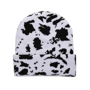 Nueva moda invierno cálido Beanie <span class=keywords><strong>vaca</strong></span> impresión hombres mujeres sombrero de punto 100 acrílico puños Beanie con logotipo personalizado - Product Image 6