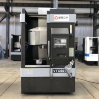 Tour vertical CNC de petite et moyenne taille avec traitement de haute précision de la découpe des métaux