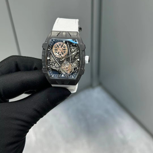 Montre mécanique haut de gamme 2025 la plus luxueuse en fibre de carbone noire, résistante aux rayures, idéale pour le parc, la pelouse et les pique-niques - Product Image 1