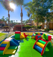Ensemble de jeux d'extérieur modulaire populaire et coloré en mousse, avec structure d'escalade, toboggan, piscine à balles et tunnel, pour garderies et centres de divertissement