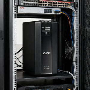 <span class=keywords><strong>APC</strong></span> Back <span class=keywords><strong>UPS</strong></span> Pro 1000VA Line Interactive <span class=keywords><strong>UPS</strong></span> System avec AVR corrige les fluctuations de tension sans utiliser la batterie - Product Image 3