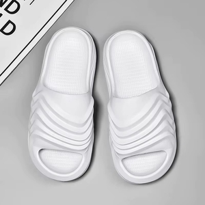 New Style 40-45 Size Summer Breathable Open Toe Eva Thick Soft Sole Non-Slip Light Casual Outdoor Beach Men Wear <b>Slippers</b> - Product Image 3