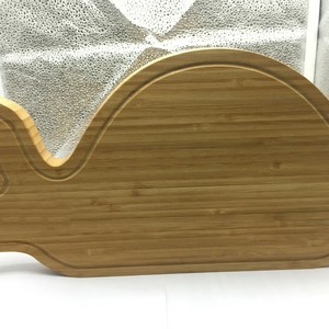 Planche à découper en bois en forme de dauphin, plateau à couteaux en bois massif pour la cuisine, plateaux de service - Product Image 2