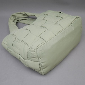 Service de développement et de conception de sacs fourre-tout en nylon tissé sur mesure OEM, solutions de sacs souples personnalisés ODM adaptées aux marques esthétiques - Product Image 5