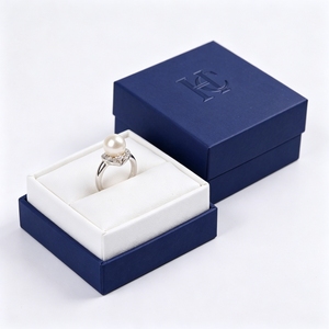 Fournisseur de boîtes à bagues personnalisées avec logo, service OEM, étui à bijoux personnalisé, emballage cadeau rigide en deux parties pour la vente en gros - Product Image 1