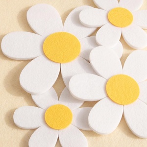 6 Piezas de Fieltro Acústico con Diseño de Flor de Margarita <span class=keywords><strong>para</strong></span> Decoración de Pared, Tablero de Anuncios con Cinta Adhesiva <span class=keywords><strong>para</strong></span> Dormitorio, Cuarto de Bebé, Guardería, Aula, Residencia Universitaria - Product Image 3