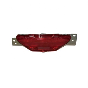 Pour <span class=keywords><strong>TOYOTA</strong></span> <span class=keywords><strong>CHR</strong></span> 2018 Réflecteur de pare-chocs arrière avec feu central et OE 81480-F4030 81480-F4020 Visibilité nocturne améliorée - Product Image 1
