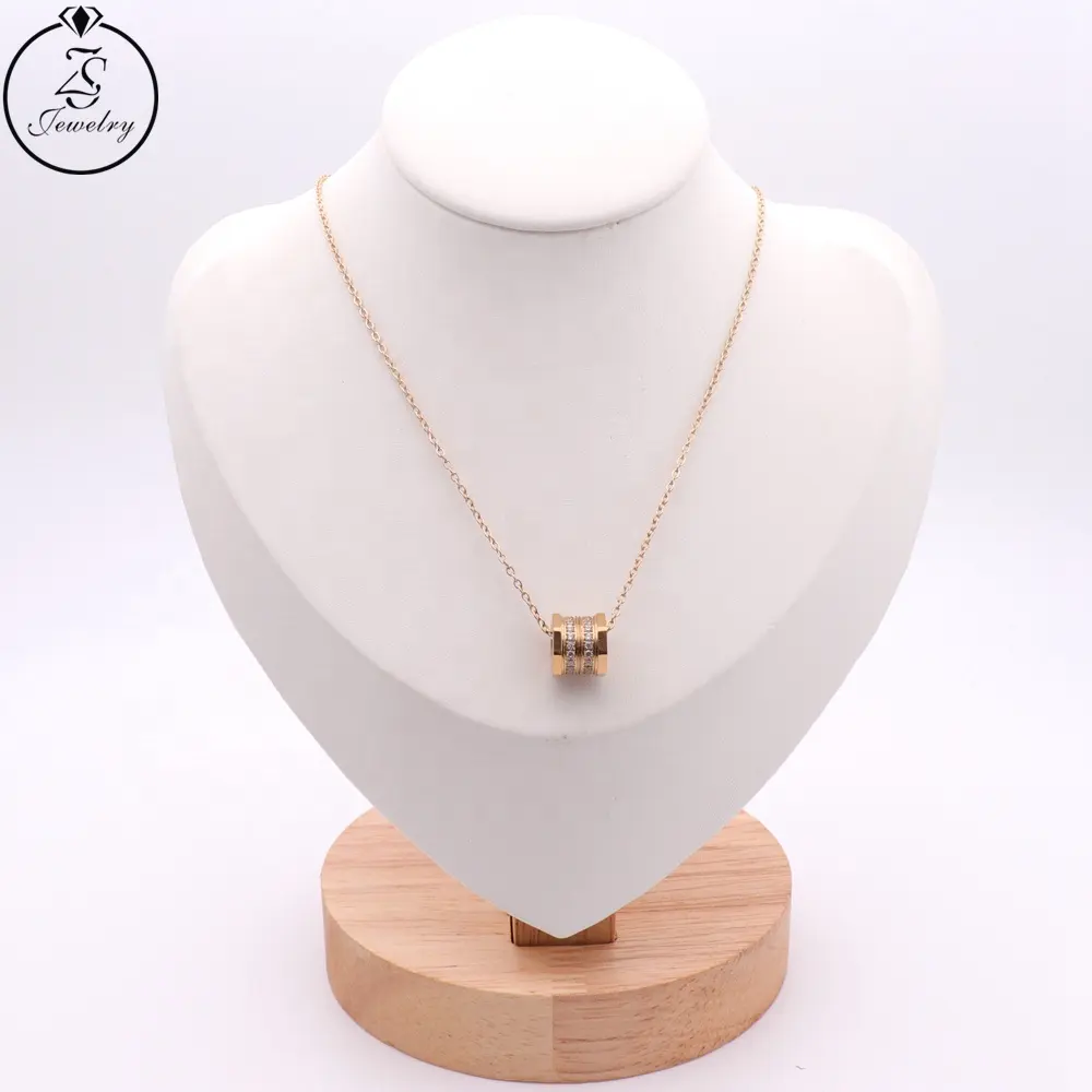 China Jewelry Wholesale Gold Chain Necklace For Women Fashion Charm Necklace Jewelry